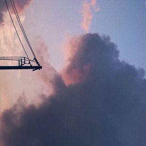 少妇岳肥泬喷白浆
