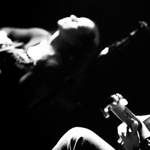 日本🔞无遮挡打光屁股打屁屁
